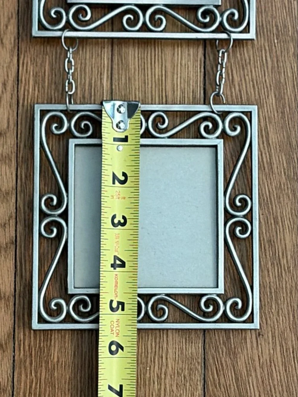 Vintage 1998 Bombay Co Triple Hanging Antique Silver Photo Frames  23